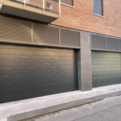 El Prat de Llobregat – 2 portes seccionals i 1 porta peatonal