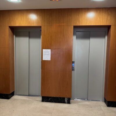 Rehabilitació integral de dos ascensors a Badalona