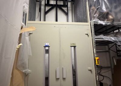 Puertas del rellano mejorando seguridad y funcionalidad