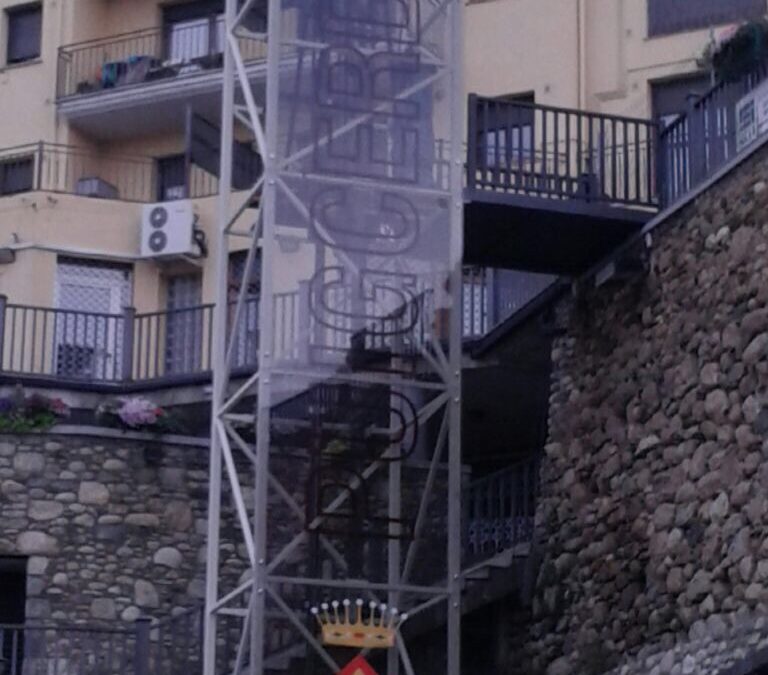 ASCENSOR PANORÁMICO URBANO EN PUIGCERDÀ